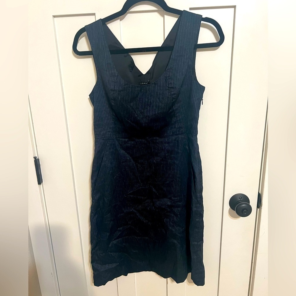 Theory Dark Navy Blue Pin stripe Scoop Neck Sleeveless Dress Size 4 Linen Blend